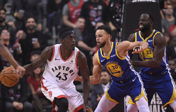 鹈鹕翻盘魔术，西亚卡姆统治全场