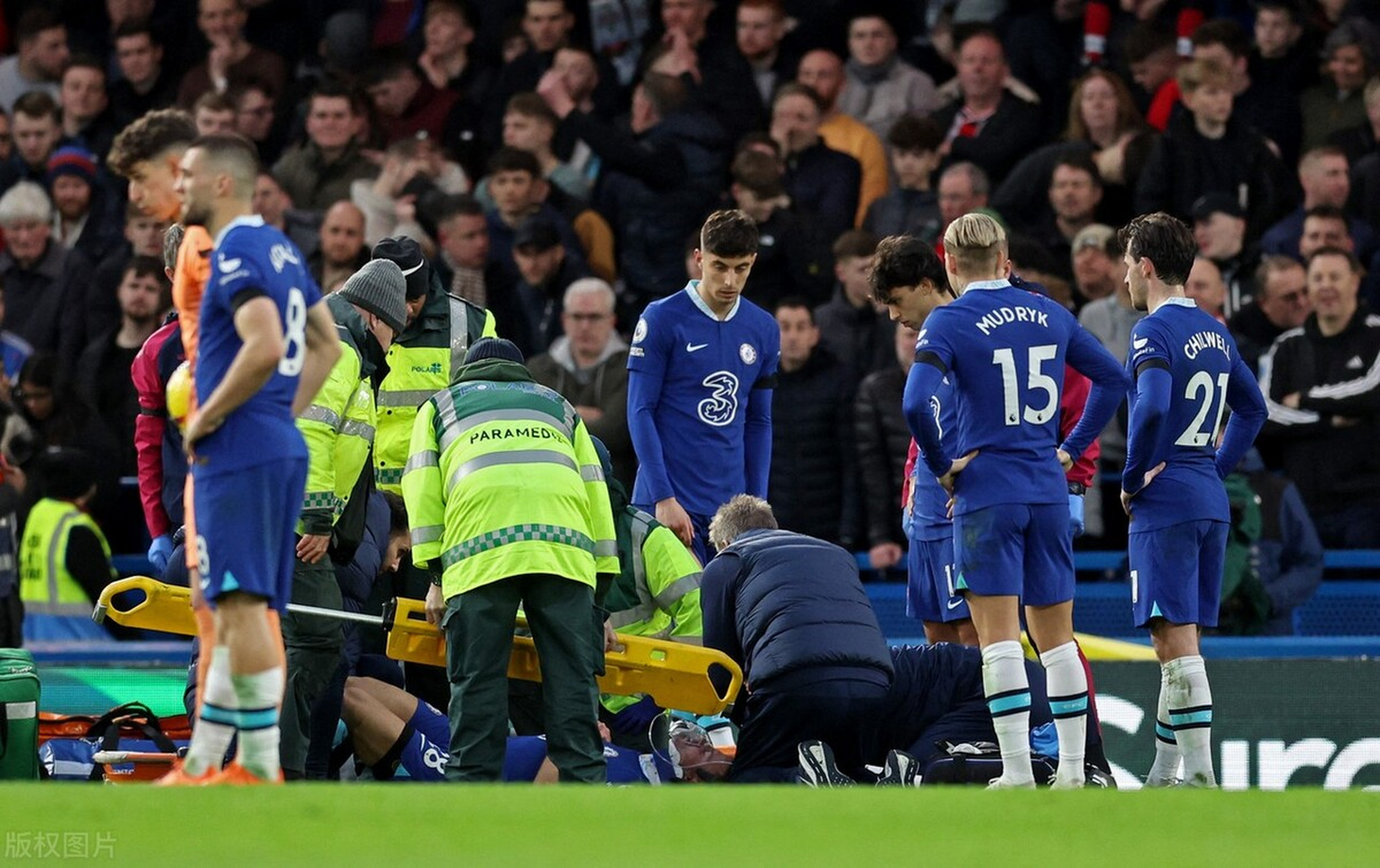 日本绝杀瑞士，范戴克统治全场