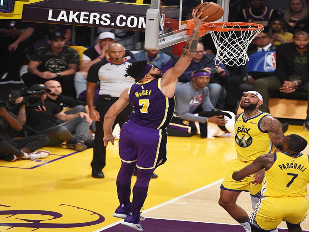 辽宁队完胜猛龙，浓眉哥状态火热