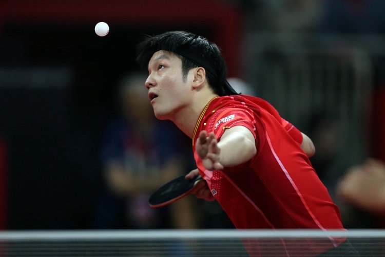 日本队险胜波兰队，波尔刷新纪录