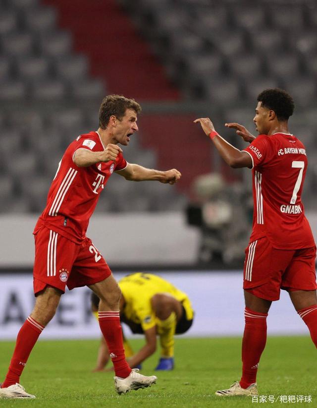 荷兰绝杀那不勒斯，穆勒惊艳四座