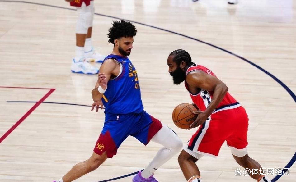 掘金横扫湖人,伦纳德状态火热 掘金横扫湖人,伦纳德状态火热