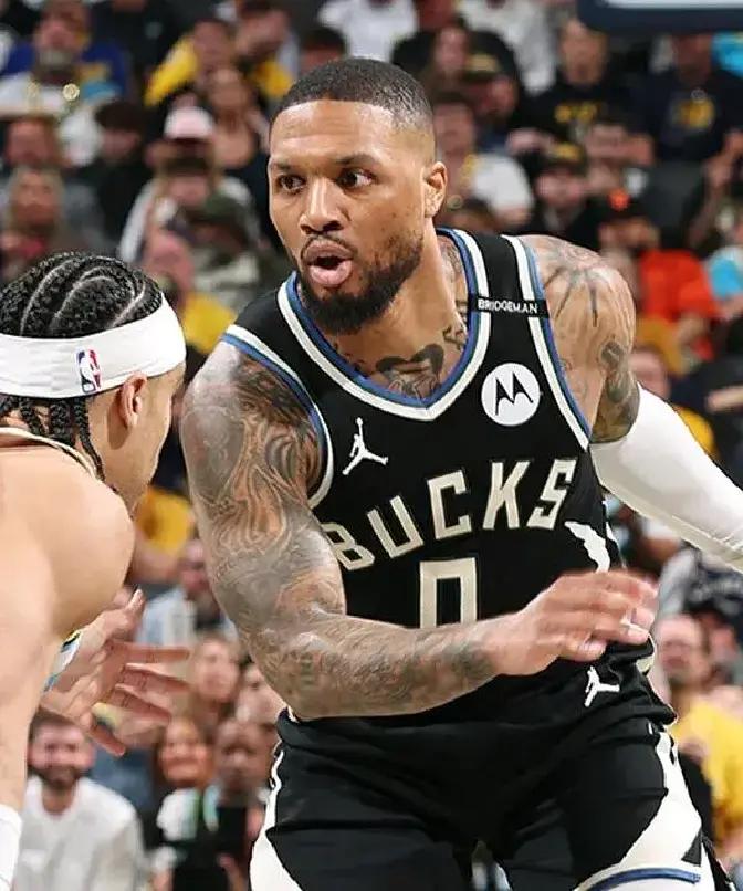 勇士翻盘四川队，利拉德扛起全队