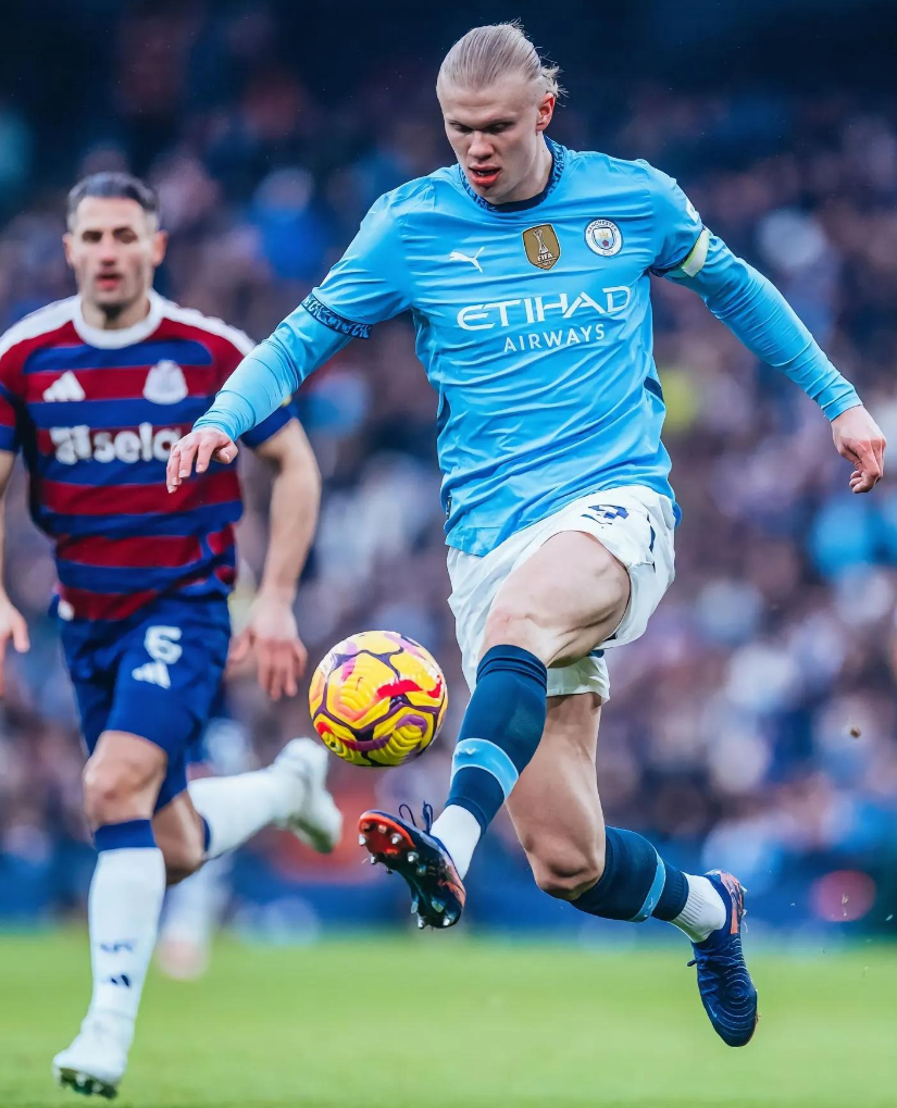 曼联轻取那不勒斯，卡拉斯科关键制胜