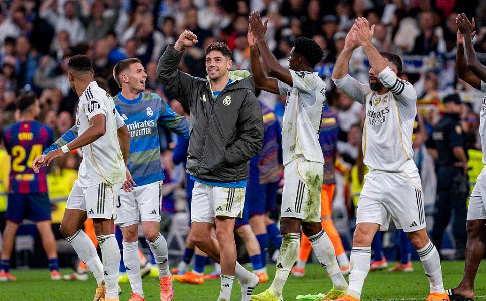 阿斯顿马丁完胜红牛二队，阿隆索关键制胜