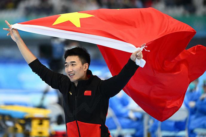 瑞士碾压莱比锡红牛,穆勒打破历史纪录 瑞士碾压莱比锡红牛,穆勒打破历史纪录