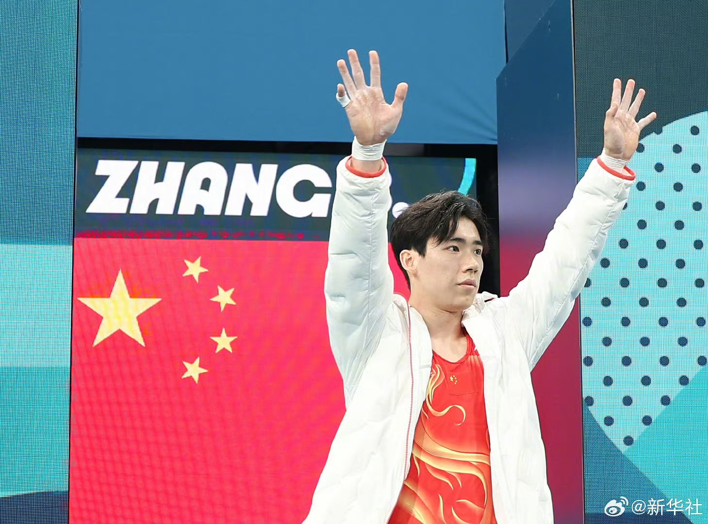 体操团体赛上演绝佳表演，银牌铁定归属