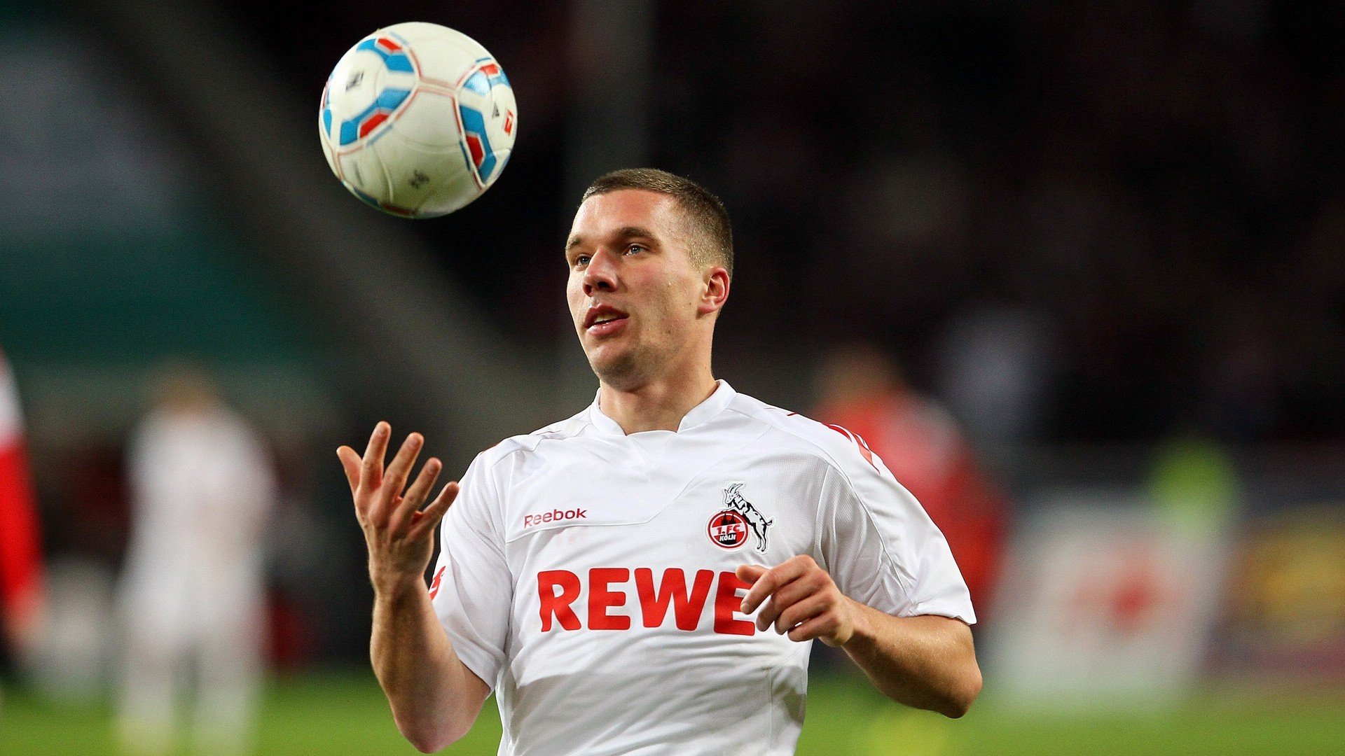 德甲争冠战之夜，京多安关键制胜，一记绝杀定江山